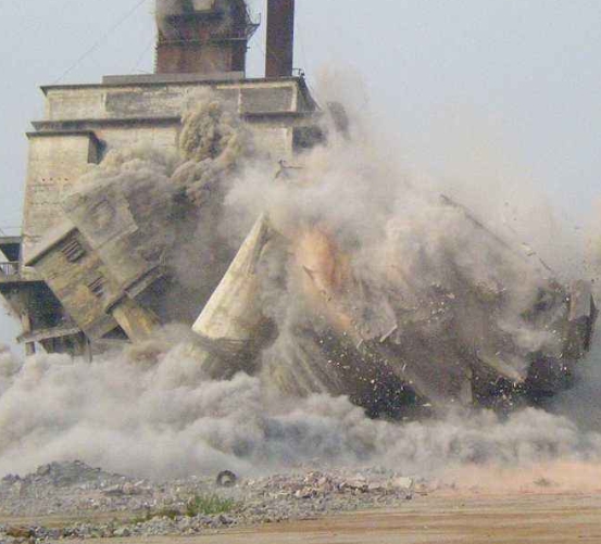 萧山区建筑爆破拆除时安全如何保障？杭州拆除施工队带你了解下吧